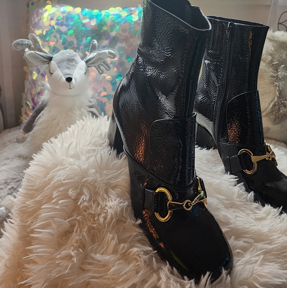 Jeffrey Campbell booties sz 10